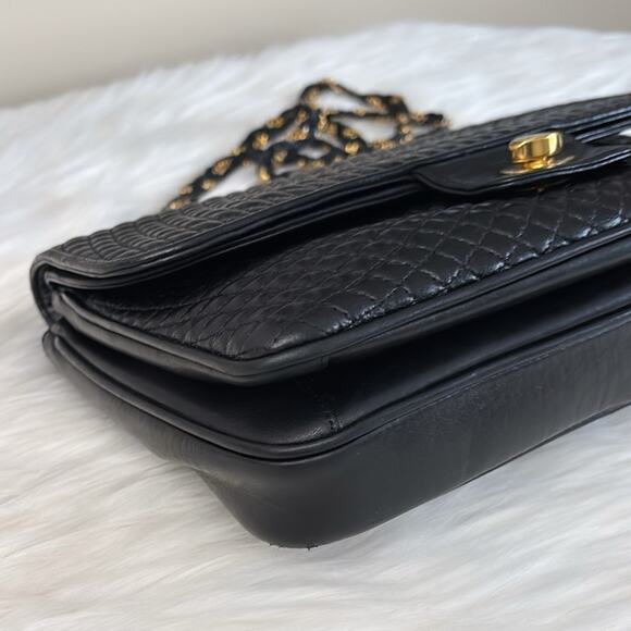 BALLY Quilted Chain Shoulder Bag Leather Black Gold Authentic - Picture 9 of 16
